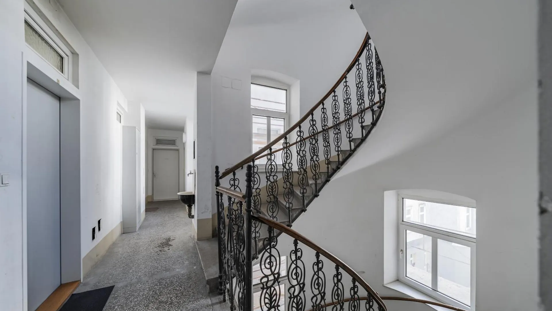 Smart Living Apartments - Hauptbahnhof Vienna 0*,  Austria